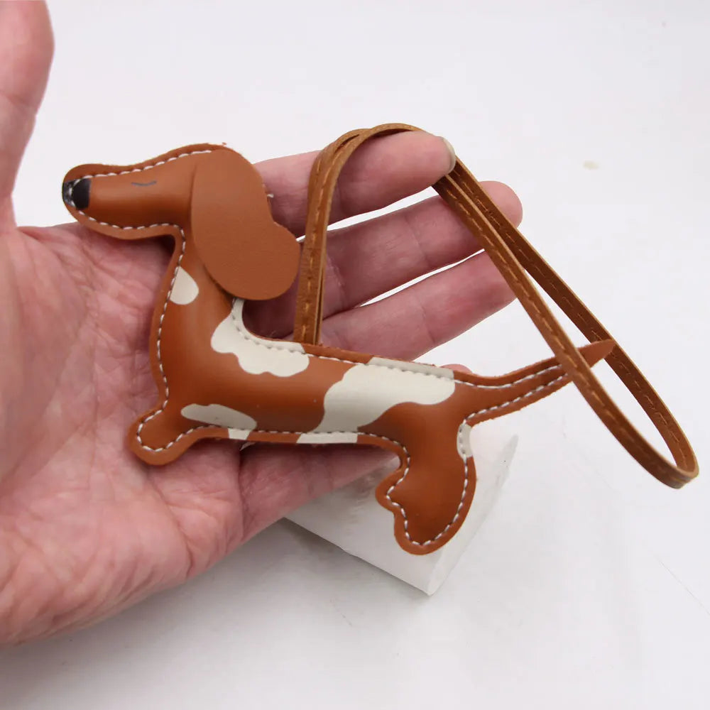 Dachshund PU Leather Dog Keychain – Cute Sausage Dog Bag Charm